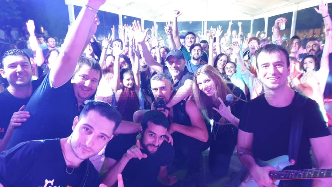 gatti matti live selfie con il pubblico
