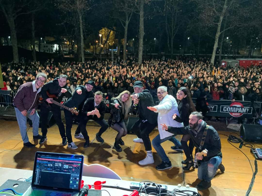 gatti matti live foto con il pubblico